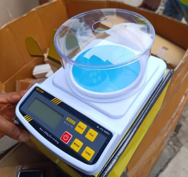 Measuring scale (0.01g - 600g)